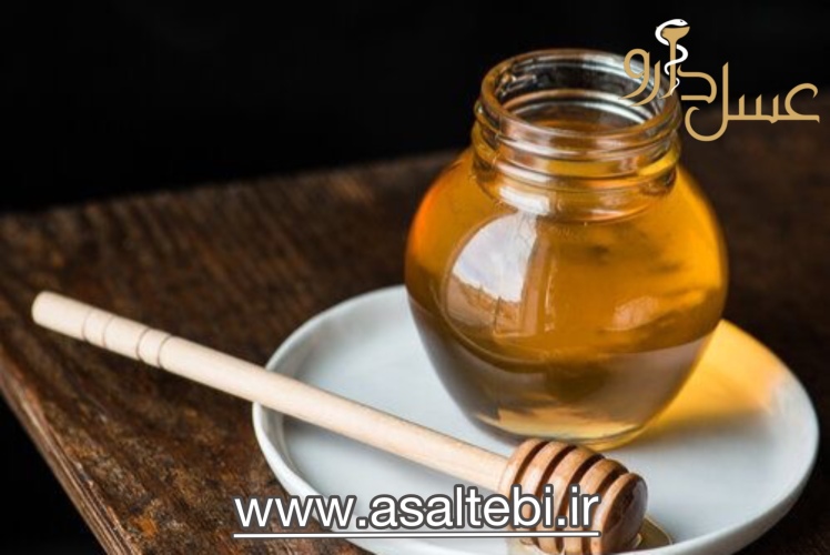 درمان ریزش مو با ژل رویال و عسل