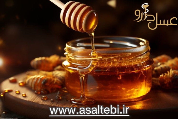 عسل با آب ولرم و لیمو